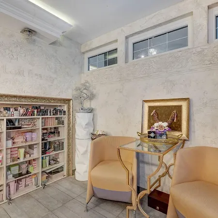 Locusdo No. 137 Near Ozas, Akropolis