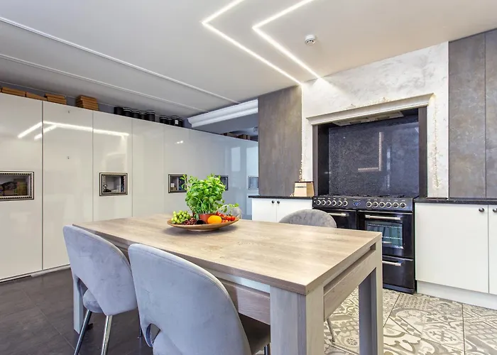 Locusdo No. 137 Near Ozas, Akropolis *